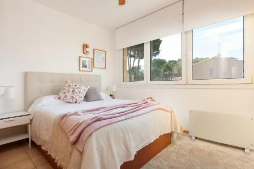 Cala Montg� Apartment