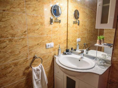 Cosy Apartment In Riello
