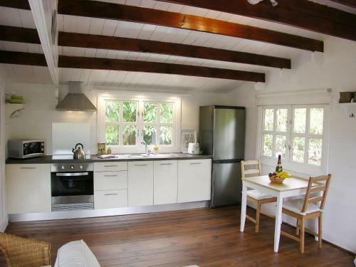 Cottage Bougainville
