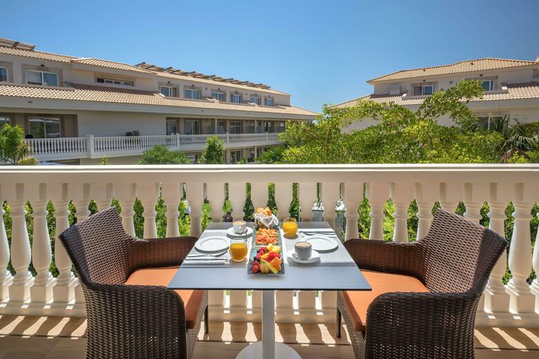 Hotel Barcel� La Nuc�a Hills