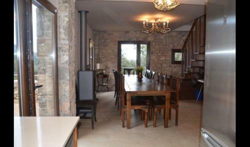 La Nou de Bergueda Villa Sleeps 4 With Pool