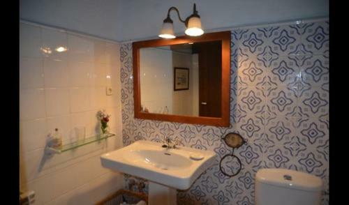 La Llacuna Villa Sleeps 5 With Pool