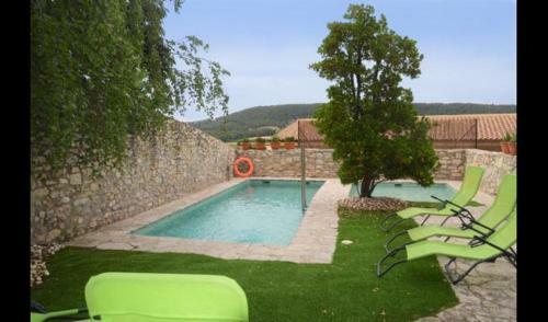 La Llacuna Villa Sleeps 32 With Pool