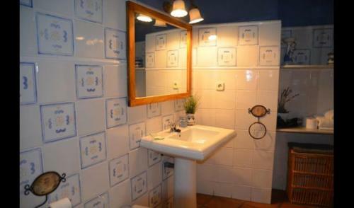 La Llacuna Villa Sleeps 32 With Pool