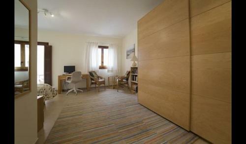La Nou de Gaia Villa Sleeps 6