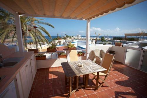 Captains House Playa de Mogan