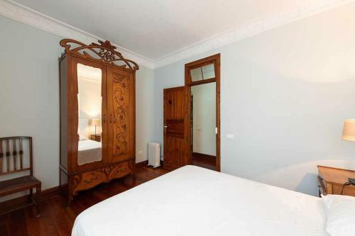 Amplia Villa de Lujo Con Piscina Climatizada