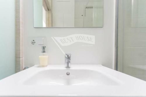 First Line New Apartment In Las Canteras