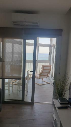 First Line New Apartment In Las Canteras