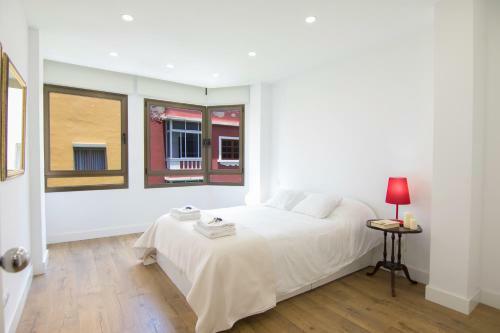 Stylish And Modern Apartment Overlooking Las Canteras