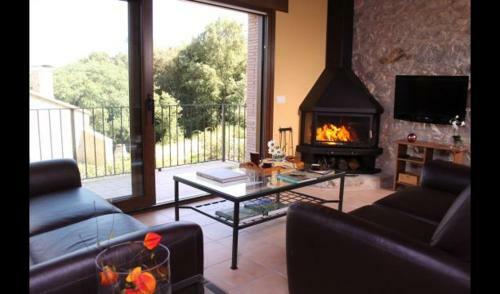 Les Planes D'hostoles Villa Sleeps 6