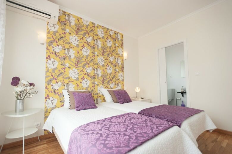 Bed & Breakfast Dolce Cascais Home