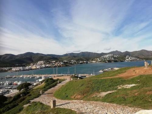 Hostal Apartment Santiago Llan��