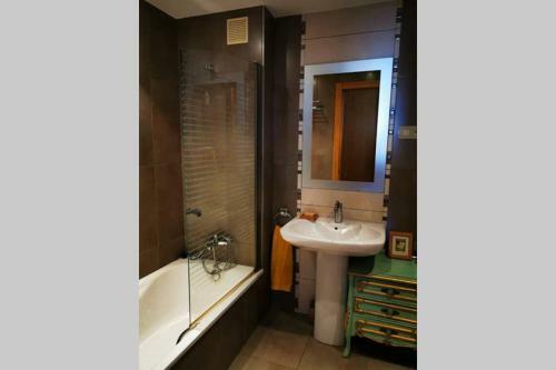 Dia�u, Apartamento Con Piscina En Llanes