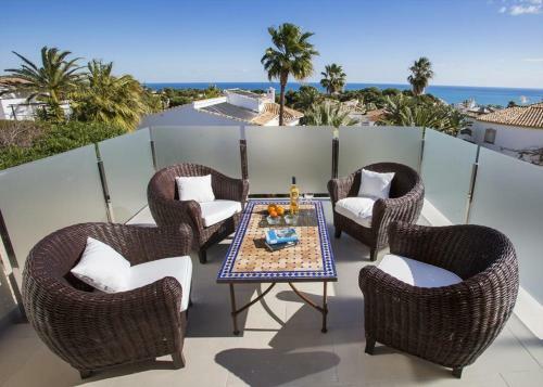 Lleus Villa Sleeps 6 Pool Air Con Wifi