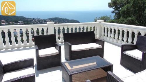 Lloret de Mar Villa Sleeps 17 Pool Wifi