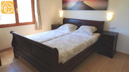 Lloret de Mar Villa Sleeps 17 Pool Wifi