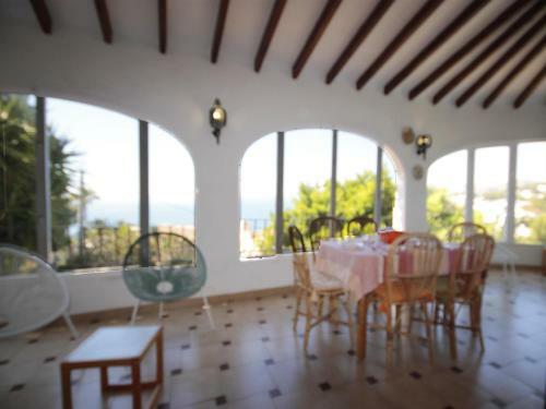 Lleus Villa Sleeps 8 With Pool And Wifi