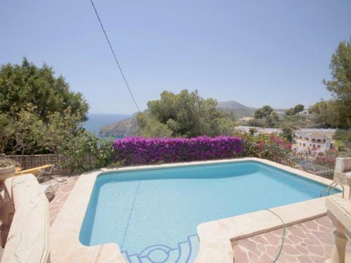 Lleus Villa Sleeps 8 With Pool And Wifi