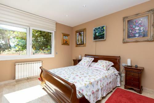 Villa Family Llinars-barcelona