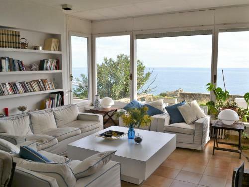 Villa Carboneres 2