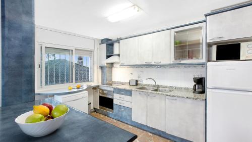 Sant Eloi Villa Sleeps 12 With Pool