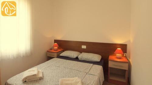 Lloret de Mar Villa Sleeps 6 Pool Wifi