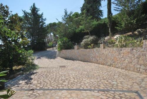Lloret de Mar Villa Sleeps 10 Pool Wifi