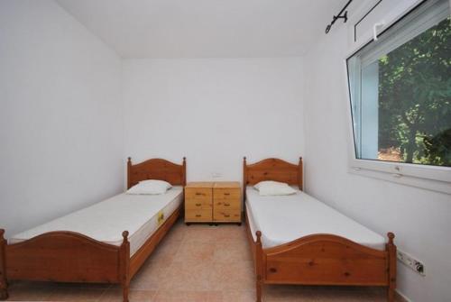 Lloret de Mar Villa Sleeps 10 Pool Wifi