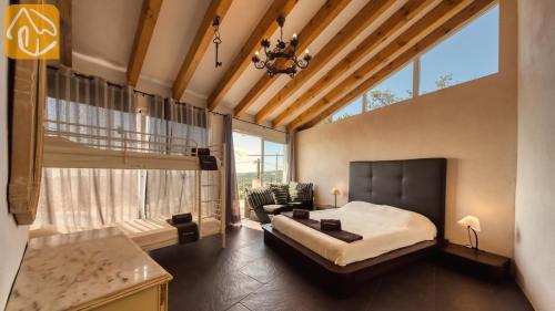 Montbarbat Villa Sleeps 10 Pool Wifi