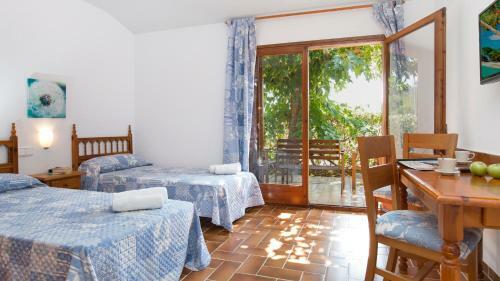 Lloret De Mar Villa Sleeps 14