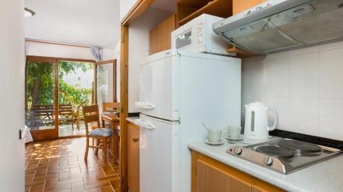 Lloret De Mar Villa Sleeps 14