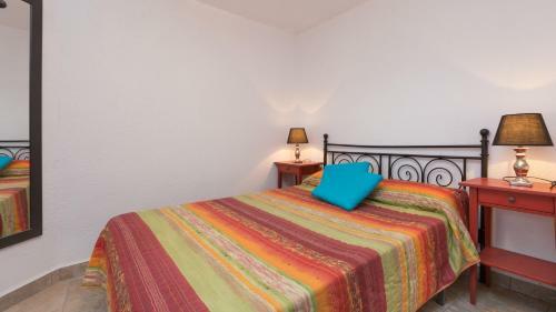 Villa- Monica
