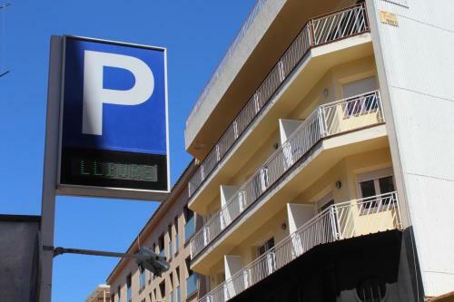 Lloret Center Apartment