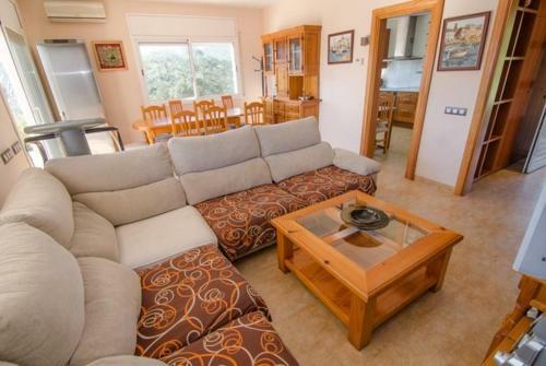Montbarbat Villa Sleeps 10 Pool Wifi