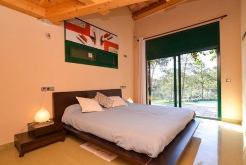 Lloret de Mar Villa Sleeps 8 Pool Wifi