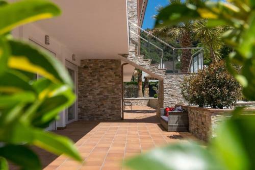Villa Canyelles Beach Costa Brava-incl. Activities-22pax
