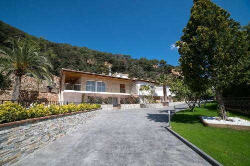 Villa Canyelles Beach Costa Brava-incl. Activities-22pax