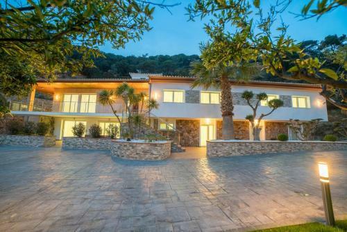 Villa Canyelles Beach Costa Brava-incl. Activities-22pax