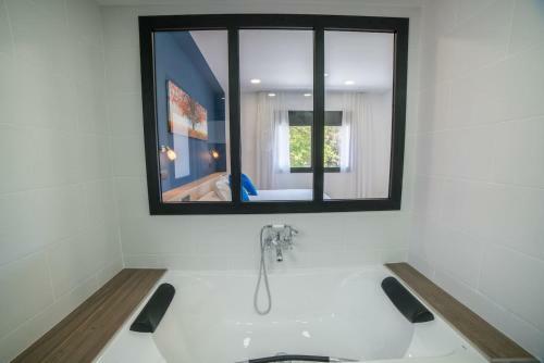 Villa Canyelles Beach Costa Brava-incl. Activities-22pax