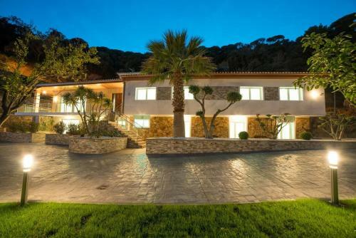 Villa Canyelles Beach Costa Brava-incl. Activities-22pax