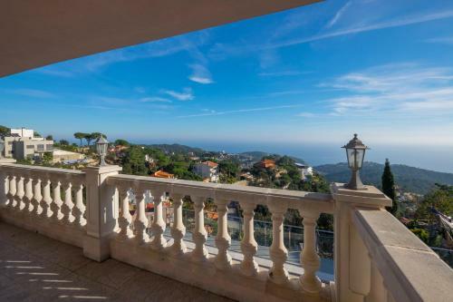 Villa- Garbi