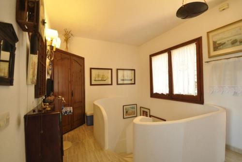 Lloret de Mar Villa Sleeps 8 Pool Wifi