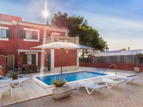 Homely Holiday Home In Llucmajor With Private Swimming Pool