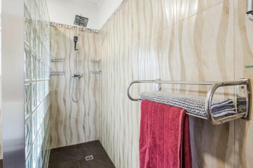 Beautiful 5-bed Villa In Fortuna