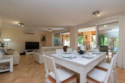 Villa Esmeralda