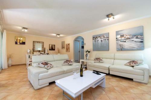 Villa Esmeralda