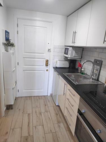 Cozy & Beautiful 1-bed Apartment