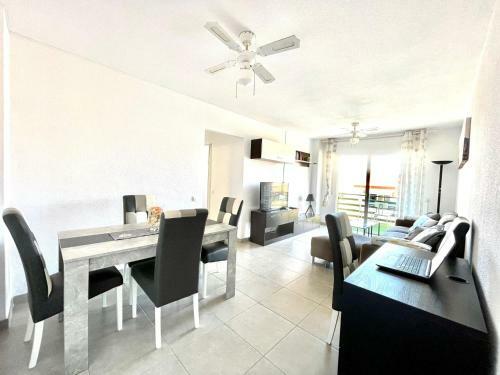 Nice Apartment With Great Views, Los Cristianos