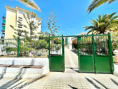 Nice Apartment With Great Views, Los Cristianos